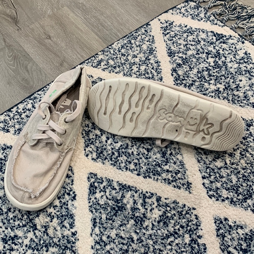 Mens Sanuk shoes